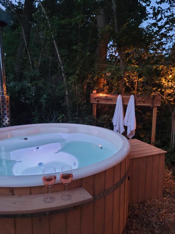 Retro Chic Wellness Met Hottub & Sauna Ewijk Ngoại thất bức ảnh