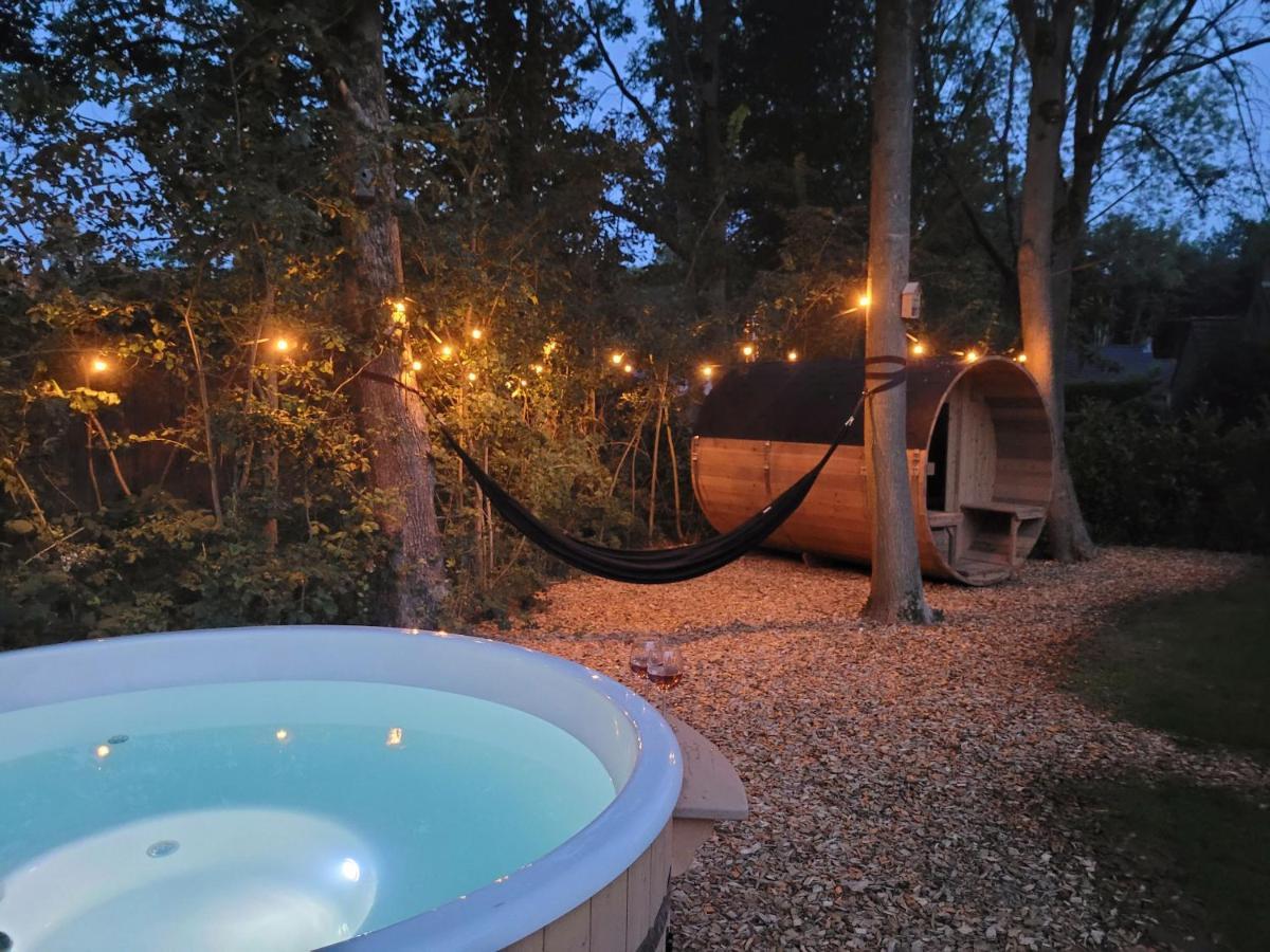 Retro Chic Wellness Met Hottub & Sauna Ewijk Ngoại thất bức ảnh